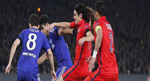 تقارير.. كافاني قريب من الرحيل عن باريس سان جيرمان